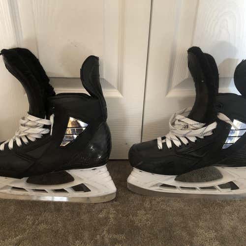 True VH Size 8D Standard Width Skates