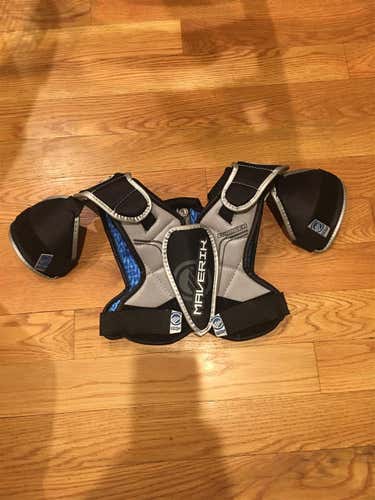 Maverick Youth Shoulder Pads