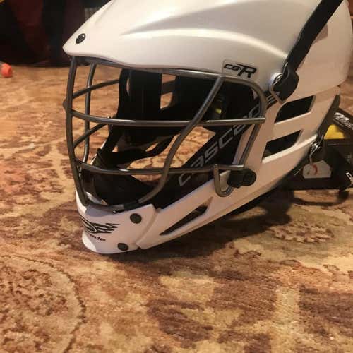 White Cascade Youth Cs-R Helmet