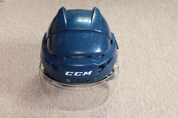 CCM Vector V10 Helmet & Oakley Visor