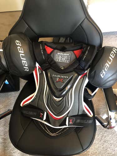 Bauer Vapor 1X Shoulder Pads Senior Medium