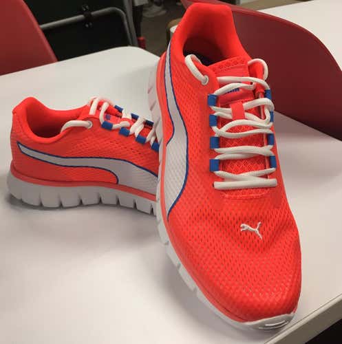 New Orange Puma Shoes Size 9 Men’s
