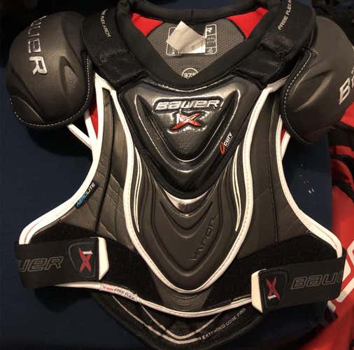 Bauer Vapor 1X shoulder Pads...basically New