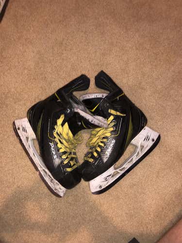 CCM Tacks Size 8