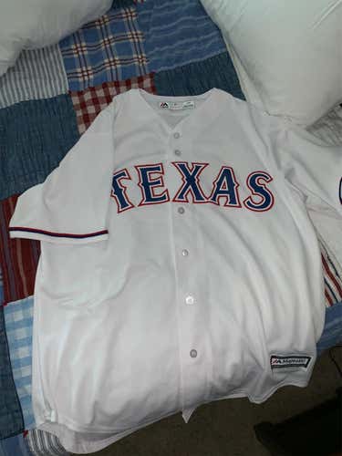 BRAND NEW W/O Tags. White Rangers Lucroy Jersey