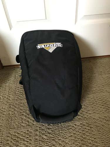 Vaughn helmet bag
