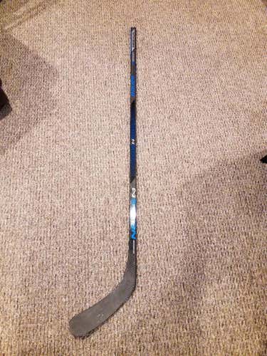 Bauer Nexus 8000 Hockey Stick Righty Unknown Intermediate Pro Stock