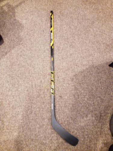 CCM Tacks 3052 Hockey Stick Righty Intermediate Pro Stock Tavares P45