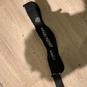 Bauer Neck Guard Senior. Never Worn