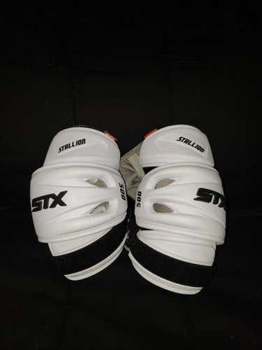 STX Stallion 500 Arm Pads