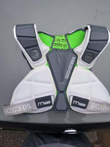 Maverik Max Speed Shoulder Pads (Large)