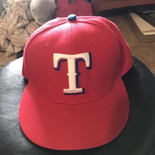 Texas Rangers Fitted Hat 7 1/4