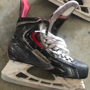 Bauer Vapor APX2 Skates 9.5 D