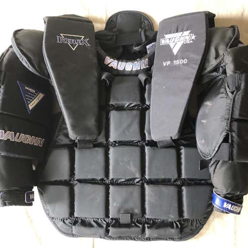 Vaughn VP 1500 Goalie Chest Protector Senior