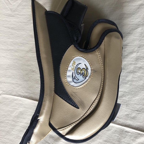 New Vaughn Velocity 3 Goalie Blocker & Glove - Full Right Set - Senior