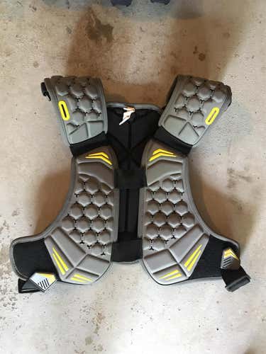Notre Dame Issued Shoulder Pads Size Large
