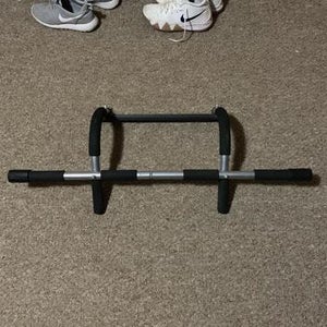 Door Pull Up Bar