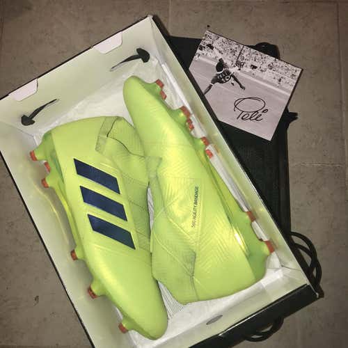 Nike Nemeziz 18+ Volt