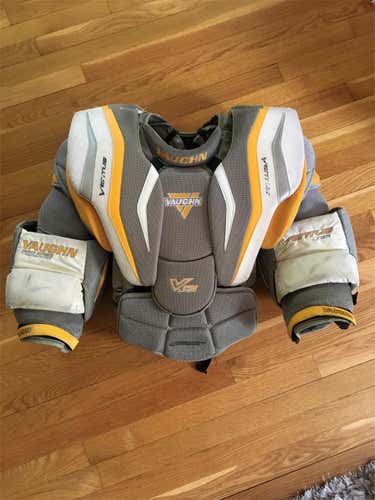 Vaughn Ventus LT98 Chest Protector Medium