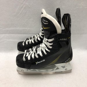 CCM Tacks 4052 5 D - New in Box