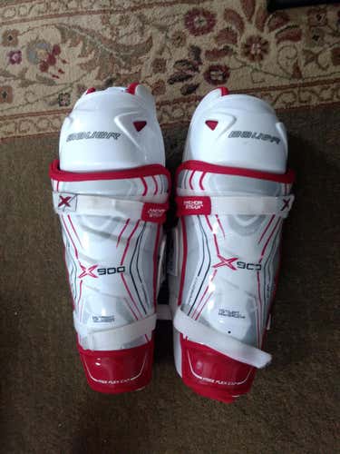 Bauer Vapor X900 Shin Pads Senior