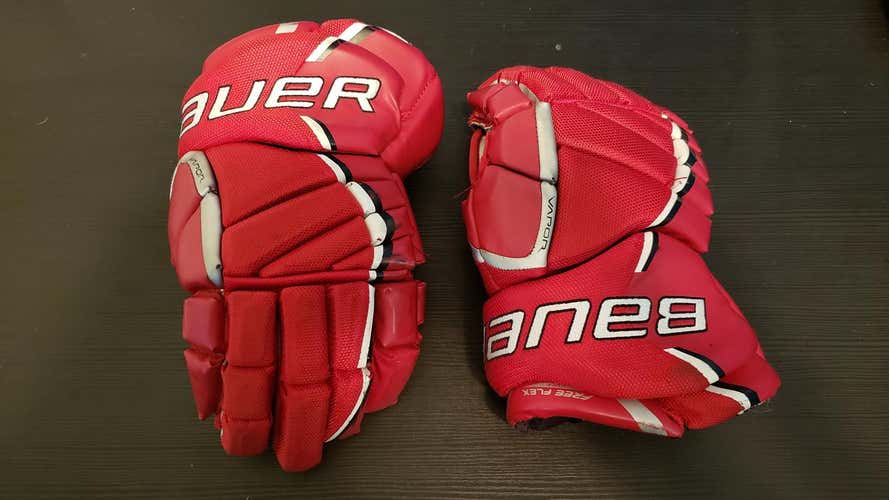 Bauer Vapor X40 Gloves Senior