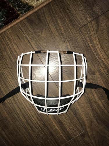 CCM FM480 Facemask Cages, Visors & Shields Senior