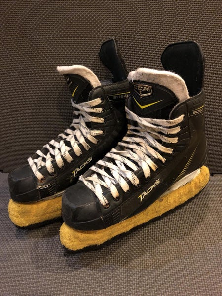 Used CCM Tacks 3052