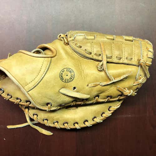 Vintage Winnwell 786 Catchers Mitt