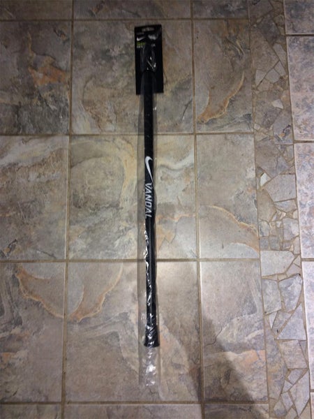 Brand New Nike Men’s Vandal 7075 Shaft