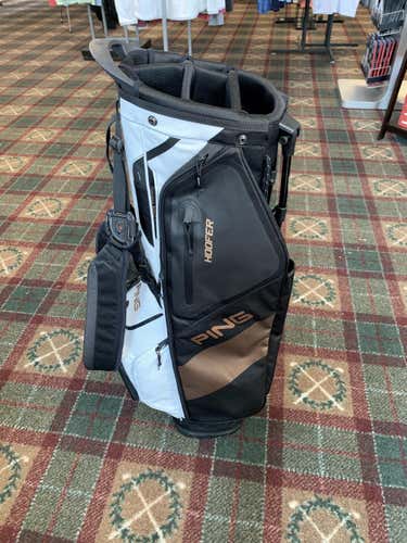 Lightly Used Ping Hoofer - Oreo Colors