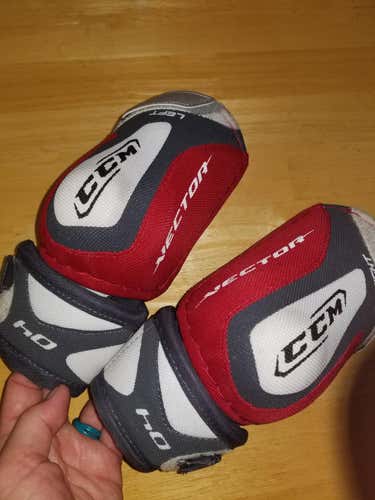 CCM Elbow Pads Junior
