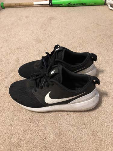 Used Nike Roshe Size 8.5 Spikeless Golf Shoes
