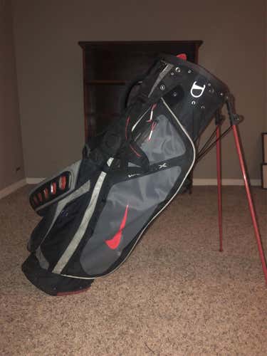 Nike Vapor X Standing Golf Bag