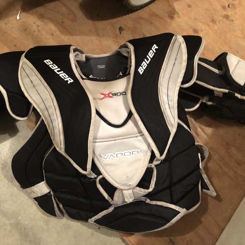 Bauer X900 Chest protector
