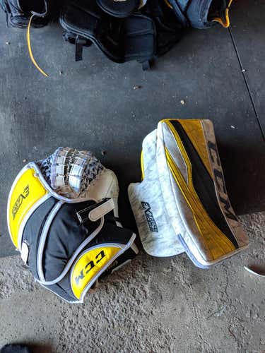 CCM Extreme Flex III Pro Goalie Glove & Blocker Regular Senior Pro Stock