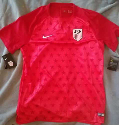 New Nike USA Soccer jersey Extra Large 893367-688