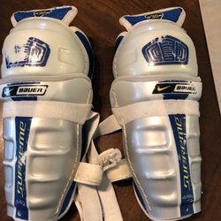 Youth Bauer Supreme 30 Shin Pads