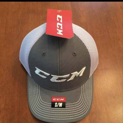 New CCM Fitted With Tags Size Small
