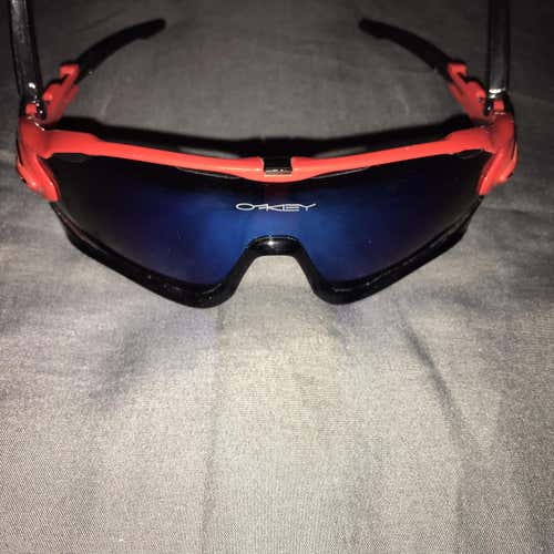 Oakley JAWBREAKER