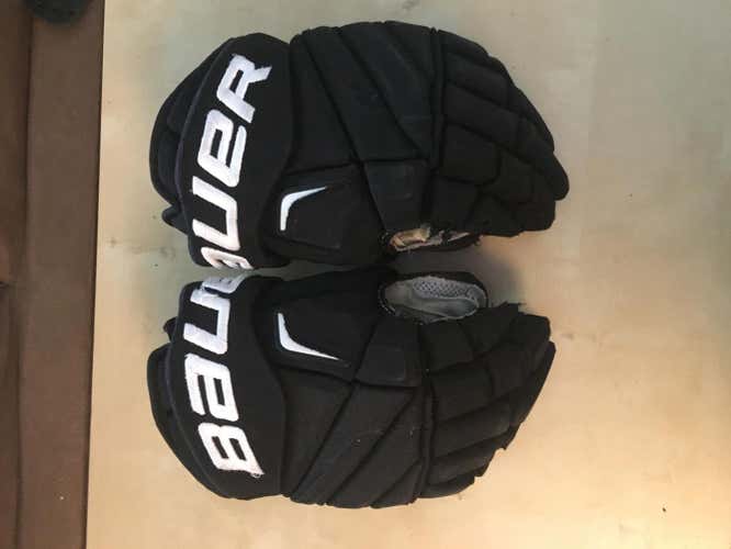 Boston Bruins - Bauer Vapor APX2 Pro Gloves Senior