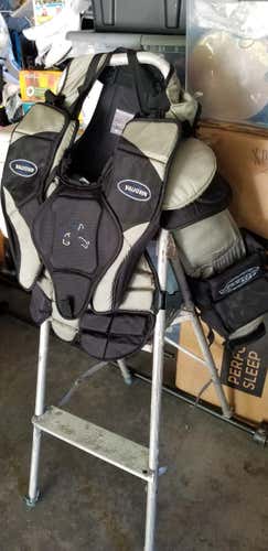 Vaughn Vision 3700 Goalie Chest Protector Senior