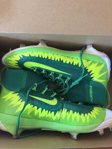 Lightly Used Nike Hurache Cleats Size 10
