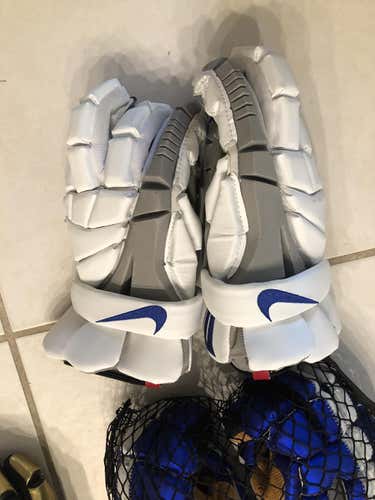 New Duke Issued White and Grey Nike Vapor Elite Lacrosse Gloves