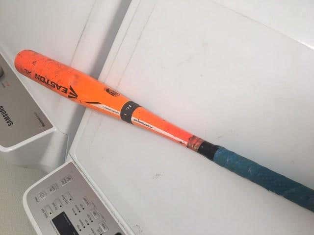 Easton XL1 Bat