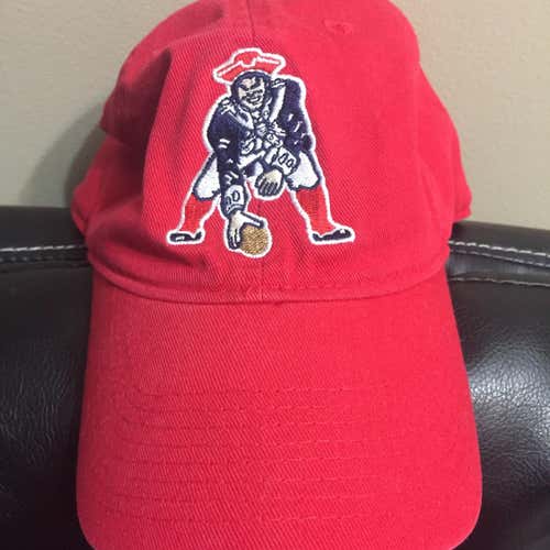 New Reebok New England Patriots With Vintage Logo $3