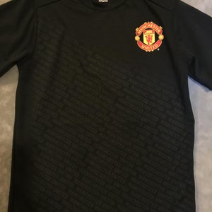 Red Devils Manchester United youth soccer Jersey - Size YL