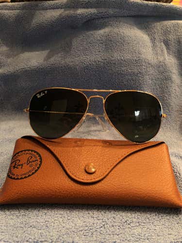 Like New Ray•Ban AVIATOR With Polarized Lenses