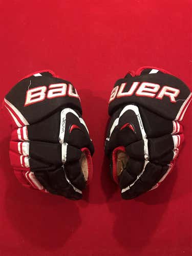 Bauer vapor Apx pro Gloves 13’ Lightly Used