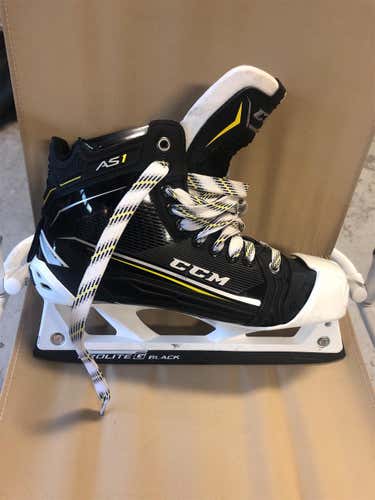 NEW CCM AS1 Goalie Skate Size 8D
